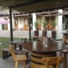Отель Barrydale Backpackers And Dung Beetle Hostel, фото 10