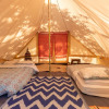 Отель Remote Cabin & 3 Giant Tents Retreat, фото 1
