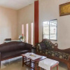 Отель Oyo 91298 Rumah Cantik Homestay, фото 2