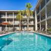 Отель La Quinta Inn & Suites by Wyndham Orange County Airport, фото 17