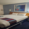 Отель Travelodge Manchester Birch M62 Eastbound, фото 30