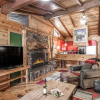 Отель Three Bears, 7 Bedrooms, Deck, Fireplace, Midtown, Grill, Sleeps 22, фото 11