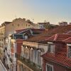 Отель Canaan Apartments Lisbon Combro 77 в Лиссабоне