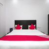 Отель OYO 16080 The Royal Orchid, фото 16