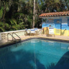 Отель The Grove Beach Vacation Rentals, фото 8