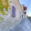 Отель Komi Lofou Traditional House в Лофу