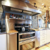 Отель Bigwood 80 Remodeled, Private Washer Dryer, Close to Eagle Lodge by RedAwning, фото 3