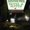 Отель Simmons Motel, фото 2