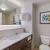 Отель Hampton Inn & Suites Plattsburgh, фото 8