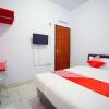 Отель OYO 1064 Manado Airport Homestay в Вори