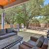 Отель Spacious Getaway w/ Patio, 3 Blocks to Lake Austin, фото 8