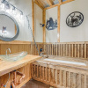 Отель Hobbit-themed House on 6 Acres in Cosby, фото 18