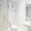 Отель Elliot Oliver - Modern 2 Bedroom Town Centre Apartment, фото 20