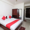 Отель OYO 28053 Hotel Gayatri Palace, фото 32