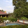 Отель Kluge’s Guest Farm в Национальные парки западном Уганды