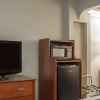 Отель Quality Inn & Suites, фото 2