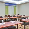 Отель Holiday Inn Express Hotel & Suites Edmonton South, an IHG Hotel, фото 7