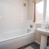 Отель Charming 4-bed House in Nottingham Sleeps 7, фото 8