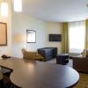 Отель Candlewood Suites Buda - Austin SW, an IHG Hotel, фото 3