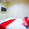 Отель Bless House by RedDoorz, фото 7