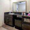 Отель Hampton Inn & Suites Montgomery-Downtown, фото 27