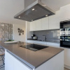 Отель Modern 3bed apartment with sea view, фото 21