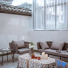 Отель Dali Caicun Hidden Residence Courtyard, фото 3