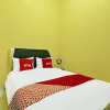 Отель OYO 92067 Sekar Gadung Homestay Syariah, фото 4