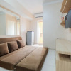 Отель Comfort And Cozy 2Br At Springlake Summarecon Bekasi Apartment, фото 4