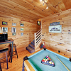 Отель Chalet W/ Epic Mountain Views & Hot Tub 3 Bedroom Cabin, фото 17