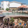 Отель Spacious Villa + Pool + Gym, фото 1
