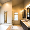 Отель Time Capsule Tudor A Modern Family Getaway, фото 5