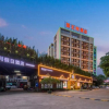 Отель Friendly Holiday Hotel, фото 1