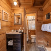 Отель Pappy's Peak 2 Bedroom Cabin by Redawning, фото 9
