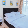 Отель Lux Suites Cavendish Transit  Apartments, фото 2