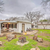 Отель Fort Worth River District Home: Yard, Pets Welcome, фото 18