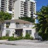 Отель Cocobelle Resort - Fort Lauderdale в Форт-Лодердейле