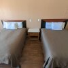 Отель Summer Breeze Motel, фото 4