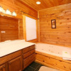 Отель Big Pine Lodge - Six Bedroom Cabin, фото 11