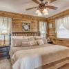 Отель Smoky Mountain Dreamin 2 Bedroom Cabin, фото 4