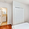 Отель A Touch of Blue! Stylish 2BD Next to Reading Terminal Market, фото 6
