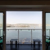 Отель Waters Edge Balcony Apartment, фото 11