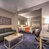 Отель Best Western Plus Media Center Inn & Suites, фото 7
