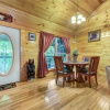 Отель Love Shack - One Bedroom Cabin, фото 13