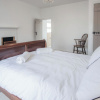 Отель Melbourne Cottage - 3 Bedroom Cottage - Pembroke, фото 6