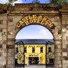 Отель Castle Arch Hotel, фото 1