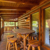 Отель MooseBehaving - Two Bedroom Cabin, фото 8