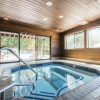 Отель Red Pine Condominiums by All Seasons Resort Lodging, фото 11