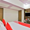 Отель OYO 22374 Hotel Navjivan, фото 15