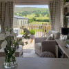 Отель Beautiful 2-bed Lodge Ribble Valley Clitheroe, фото 9